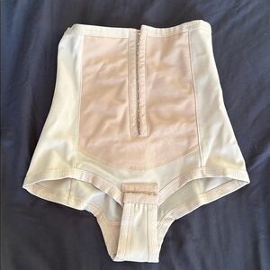 Bellefit Corset | size small